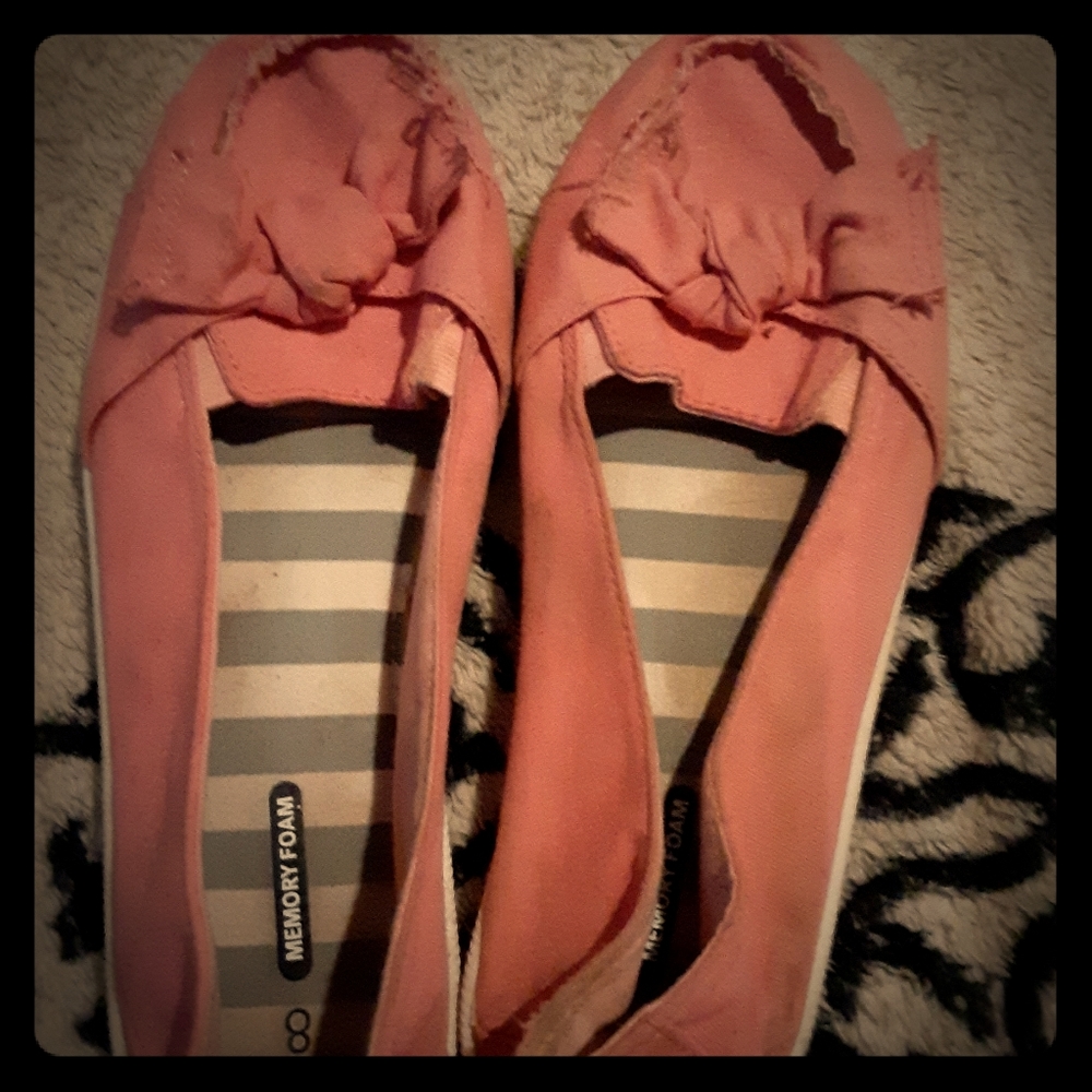 Time And Tru memory foam flats